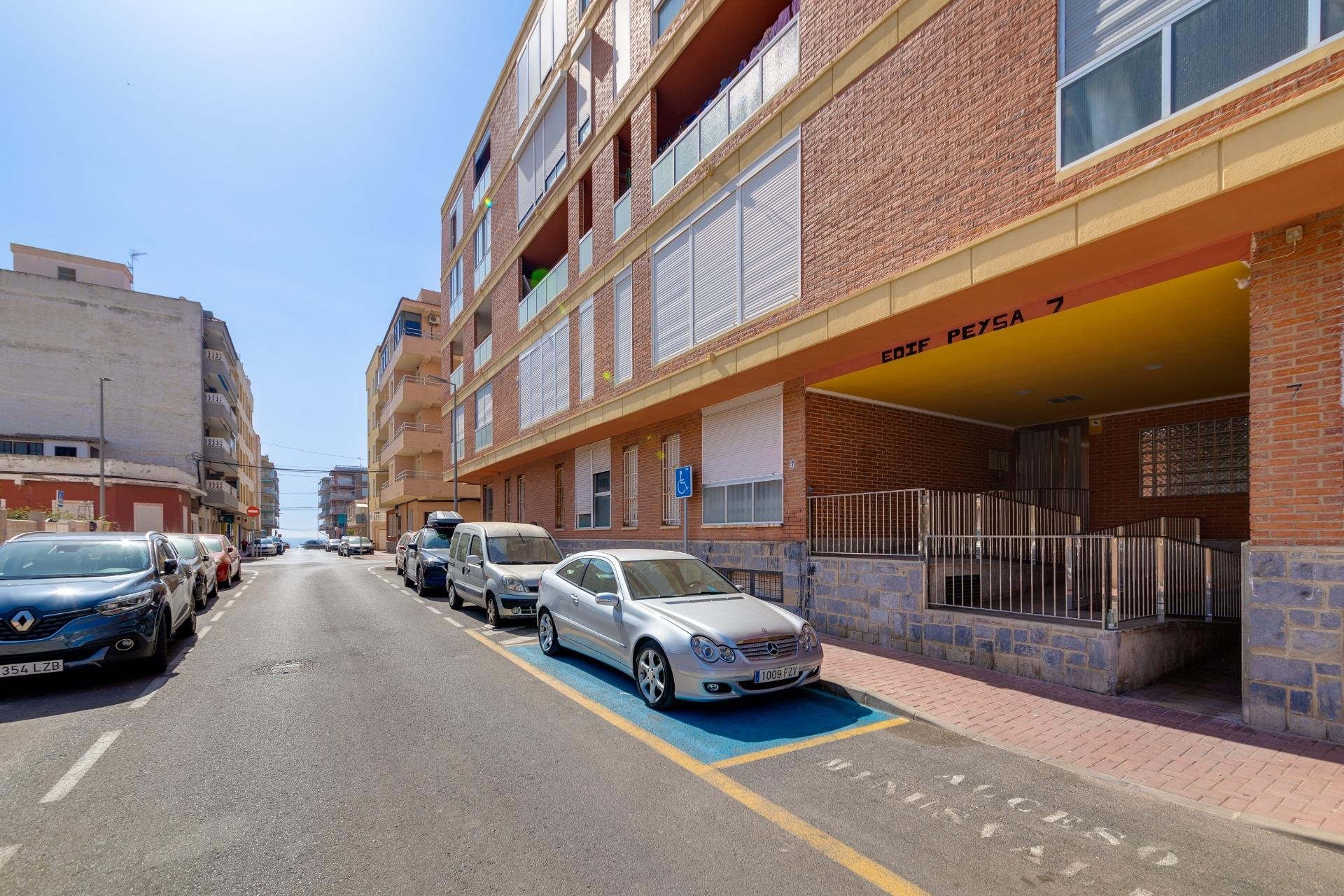 Resale - Apartment -
Torrevieja - Playa De Los Naufragos