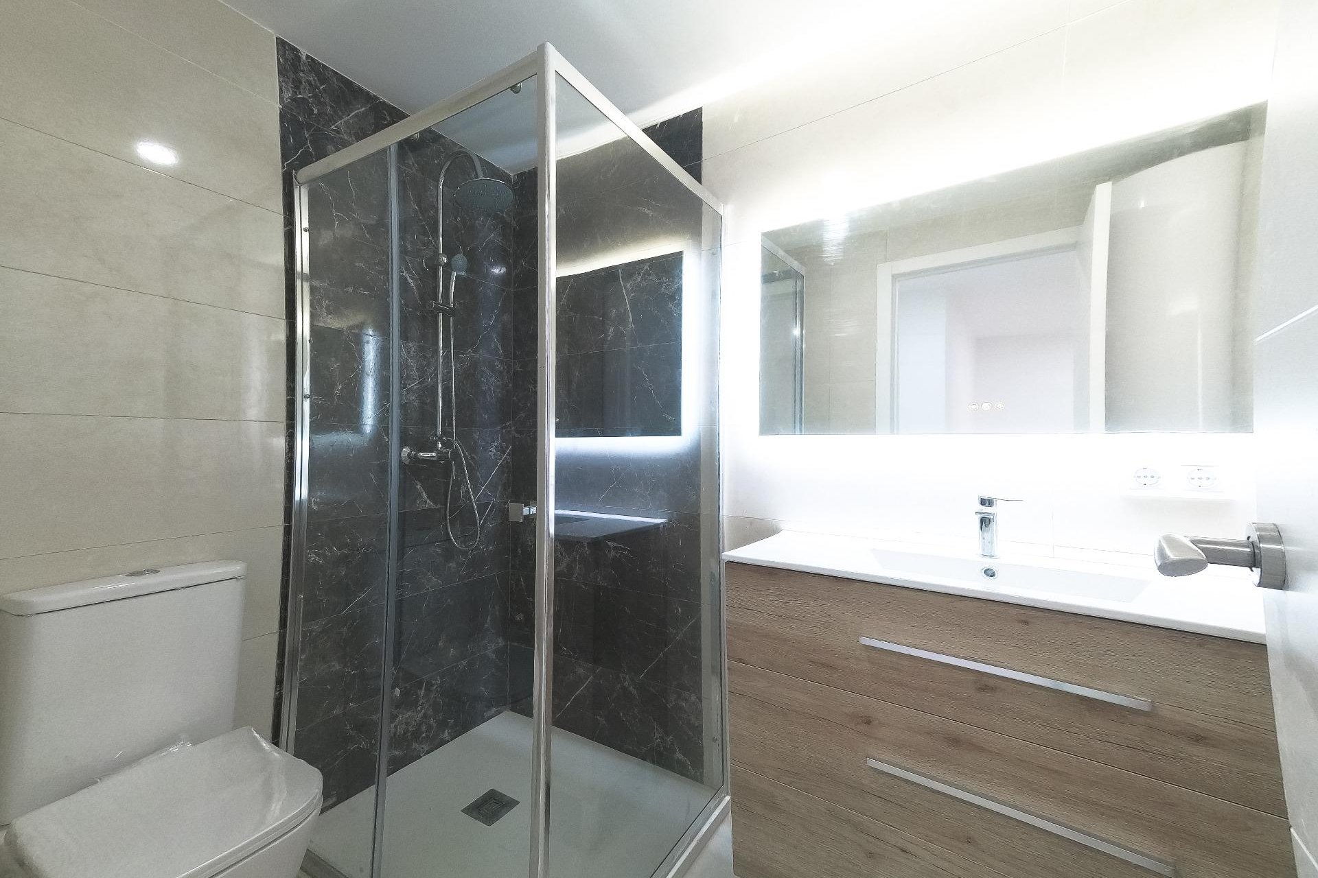 Resale - Apartment -
Torrevieja - Playa De Los Naufragos