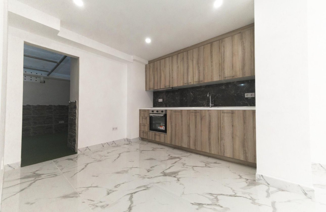 Resale - Apartment -
Torrevieja - Playa De Los Naufragos