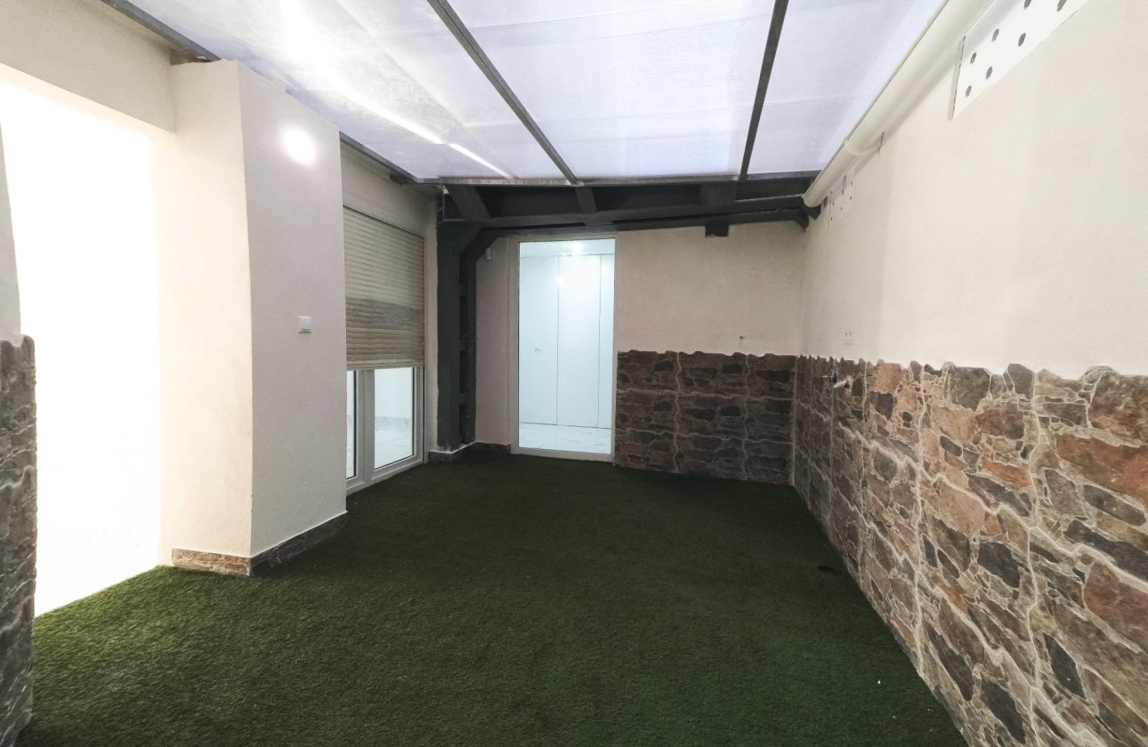 Resale - Apartment -
Torrevieja - Playa De Los Naufragos