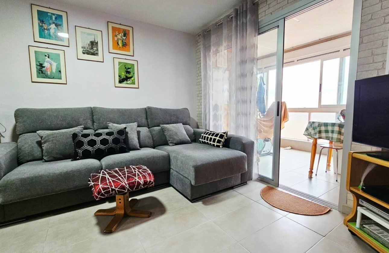 Resale - Apartment -
Torrevieja - Playa De Los Naufragos