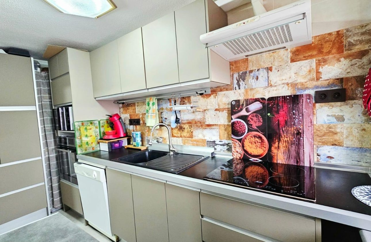 Resale - Apartment -
Torrevieja - Playa De Los Naufragos