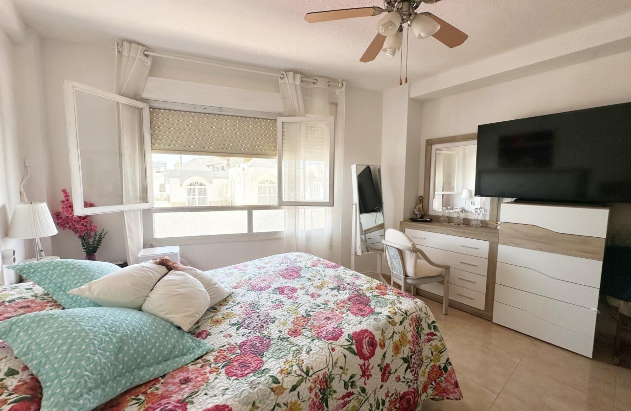 Resale - Apartment -
Torrevieja - Playa De Los Naufragos