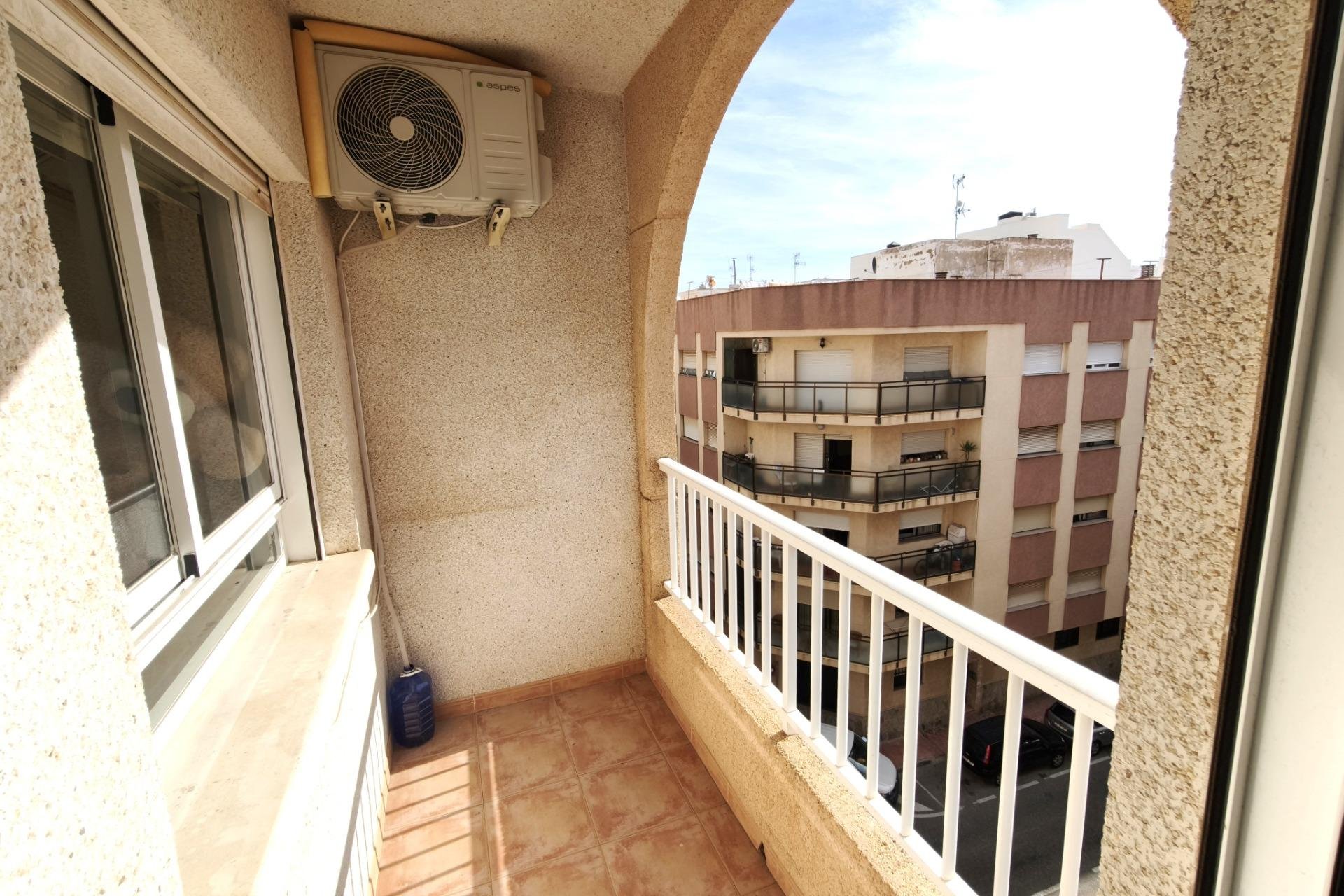 Resale - Apartment -
Torrevieja - Playa del Cura