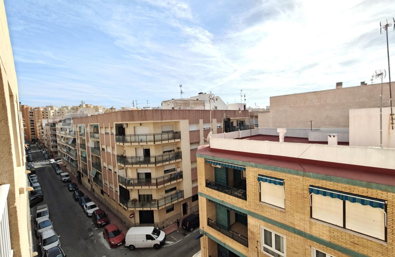 Resale - Apartment -
Torrevieja - Playa del Cura