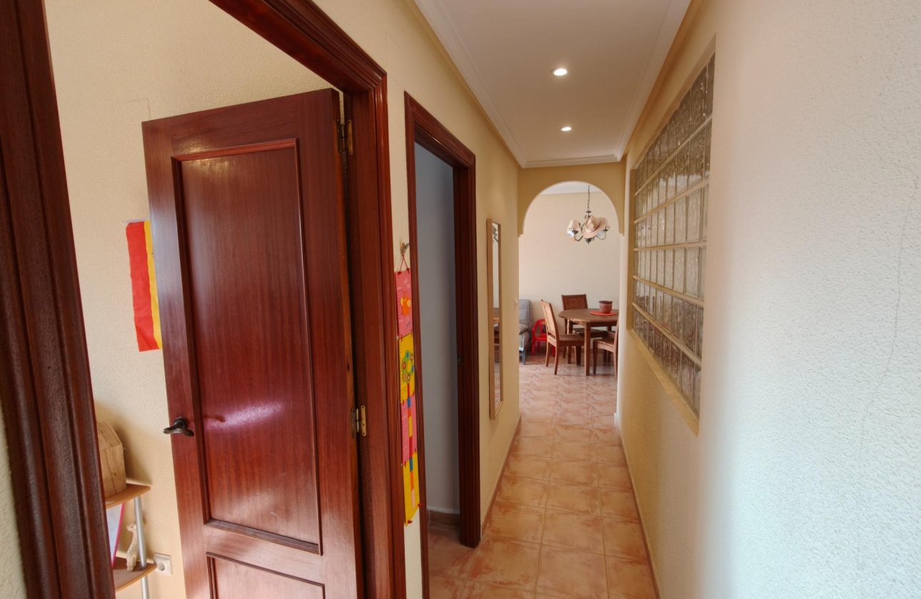Resale - Apartment -
Torrevieja - Playa del Cura