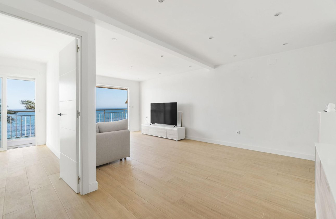 Resale - Apartment -
Torrevieja - Playa del Cura