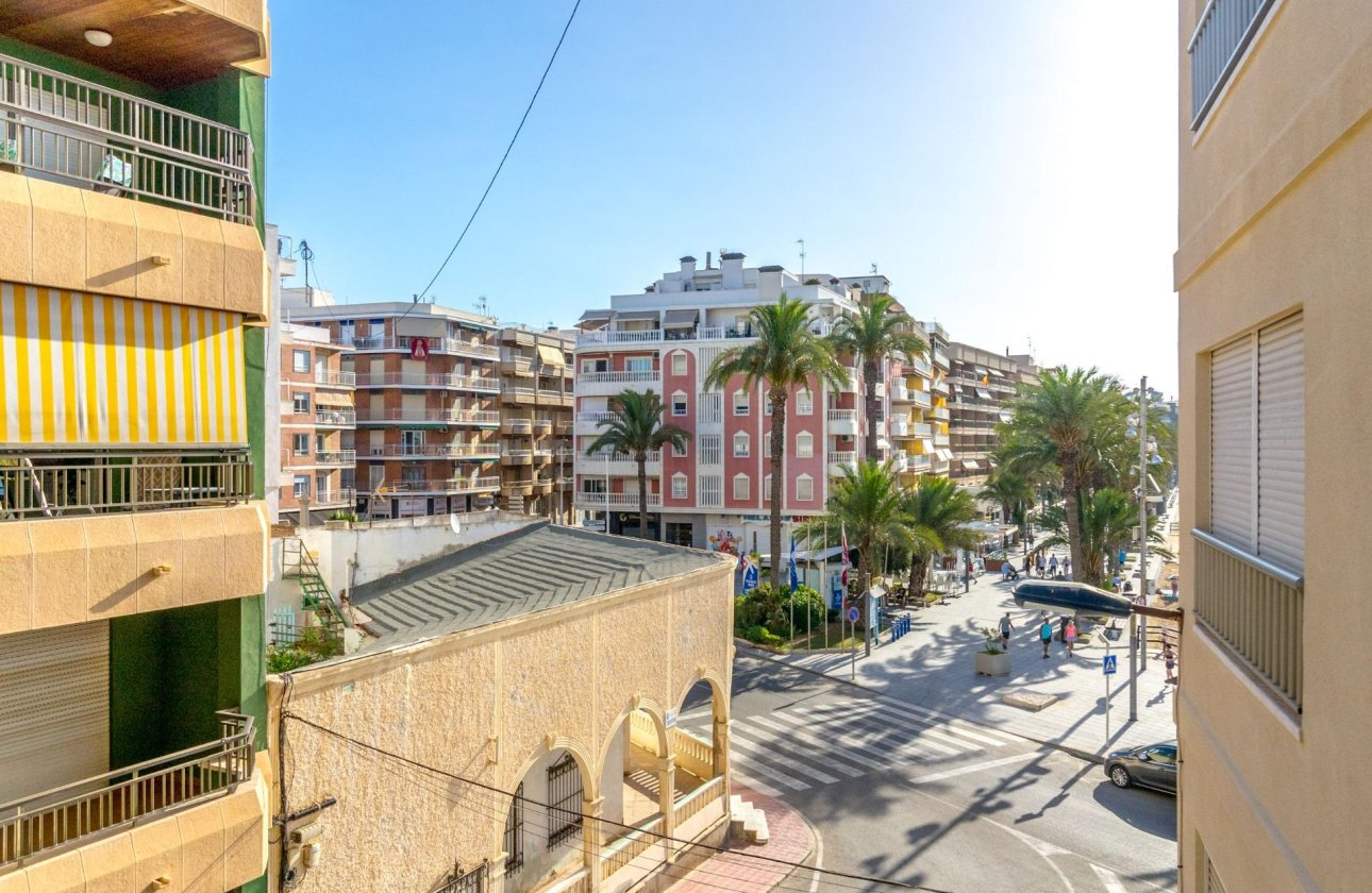 Resale - Apartment -
Torrevieja - Playa del Cura