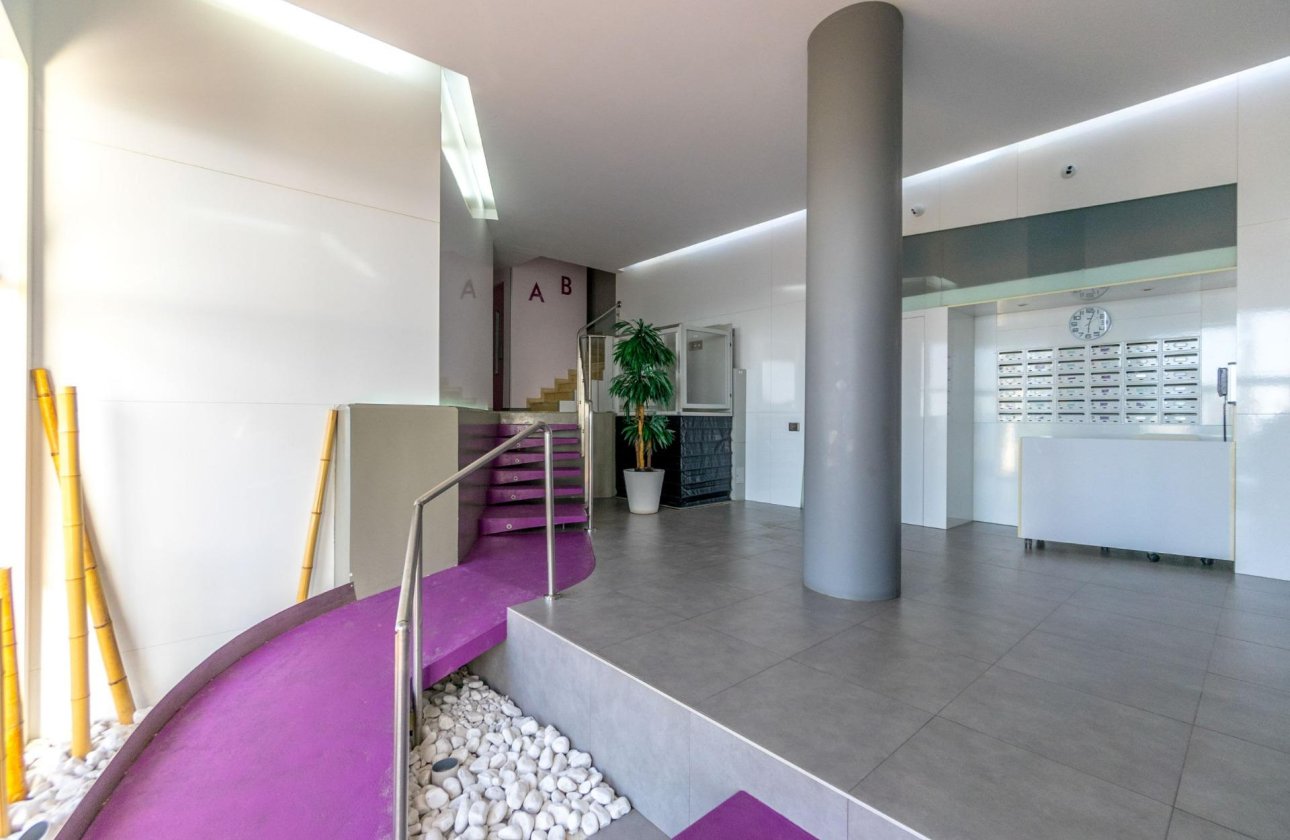 Resale - Apartment -
Torrevieja - Playa del Cura