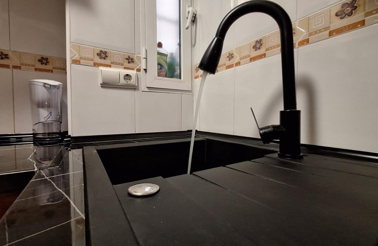 Resale - Apartment -
Torrevieja - Playa del Cura