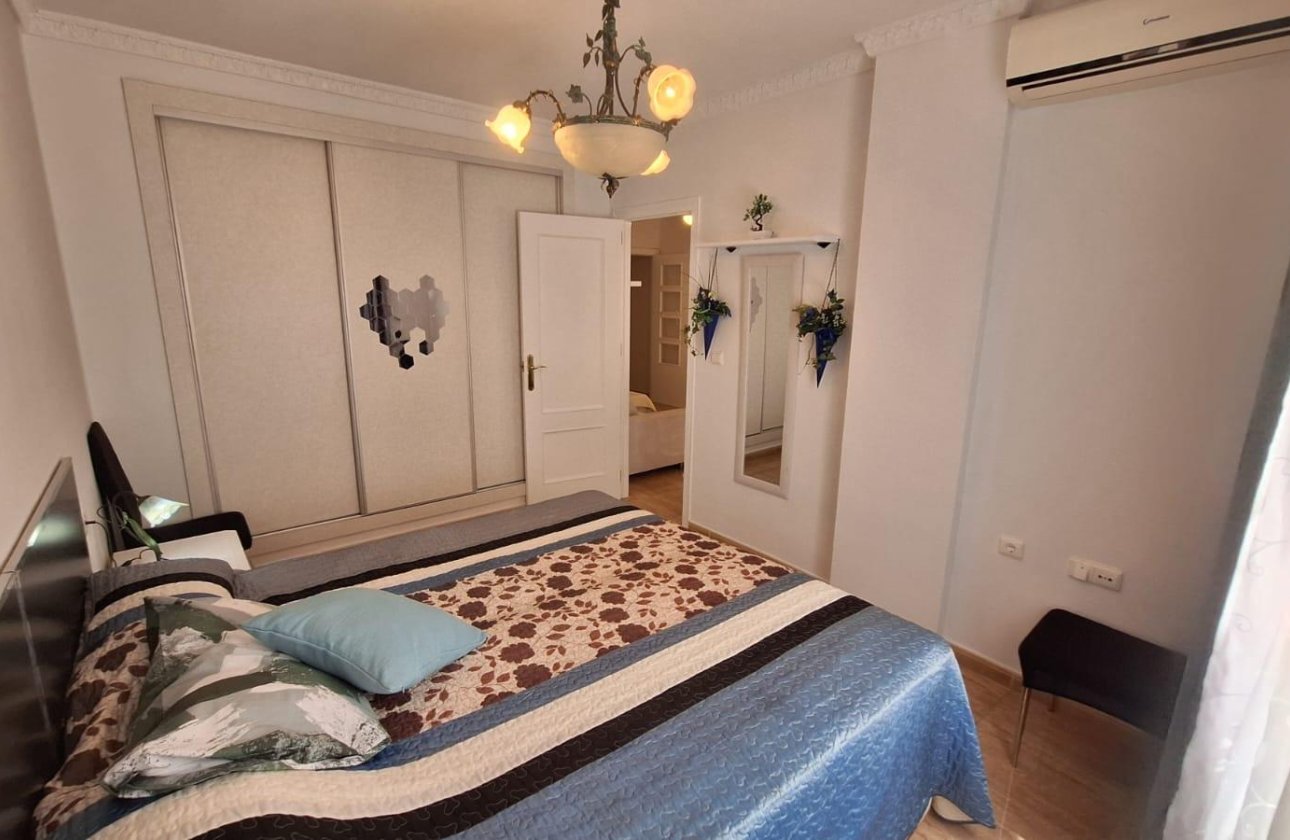 Resale - Apartment -
Torrevieja - Playa del Cura