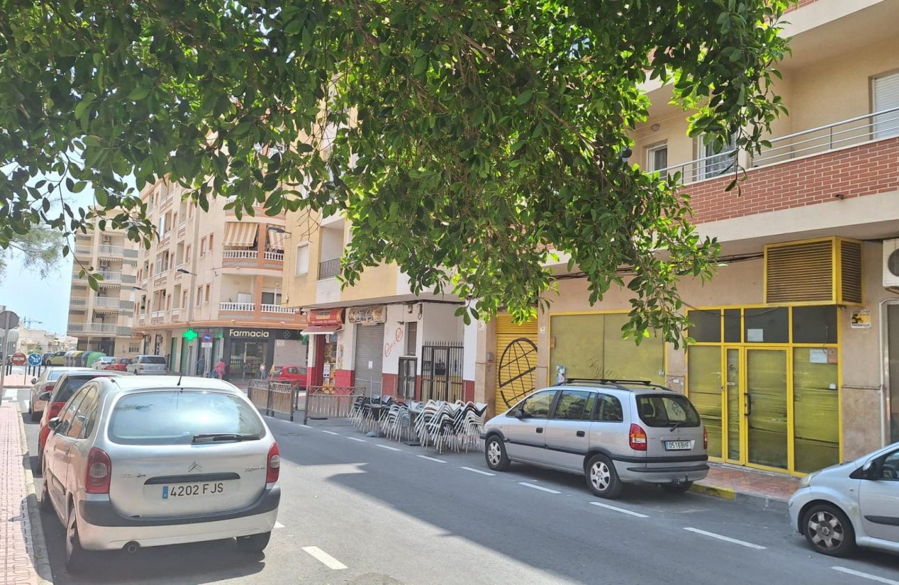 Resale - Apartment -
Torrevieja - Playa del Cura