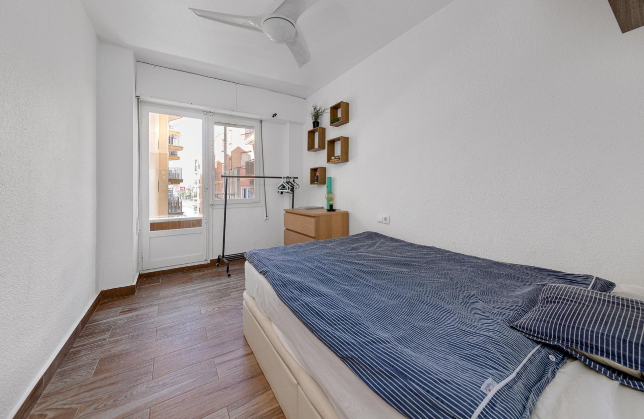 Resale - Apartment -
Torrevieja - Playa del Cura