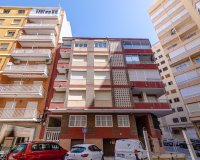 Resale - Apartment -
Torrevieja - Playa del Cura