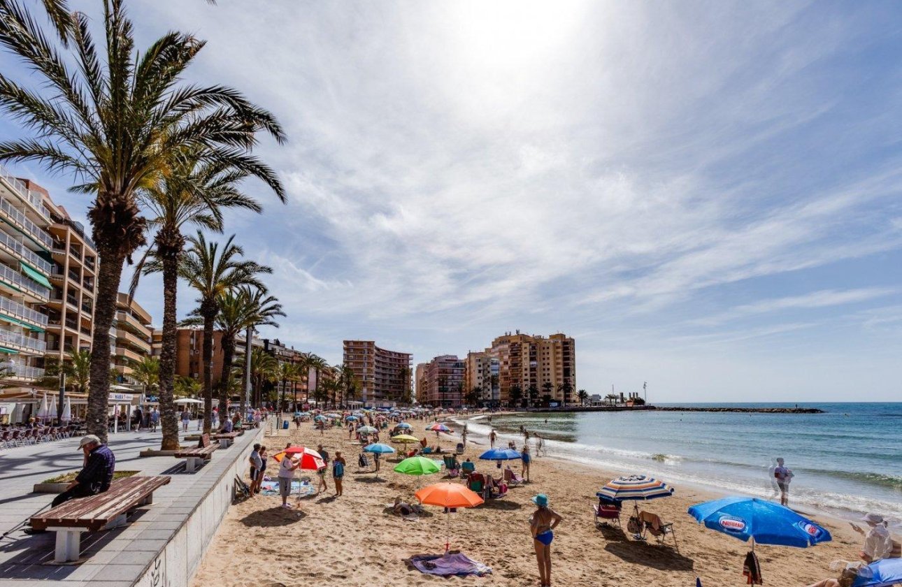 Resale - Apartment -
Torrevieja - Playa del Cura