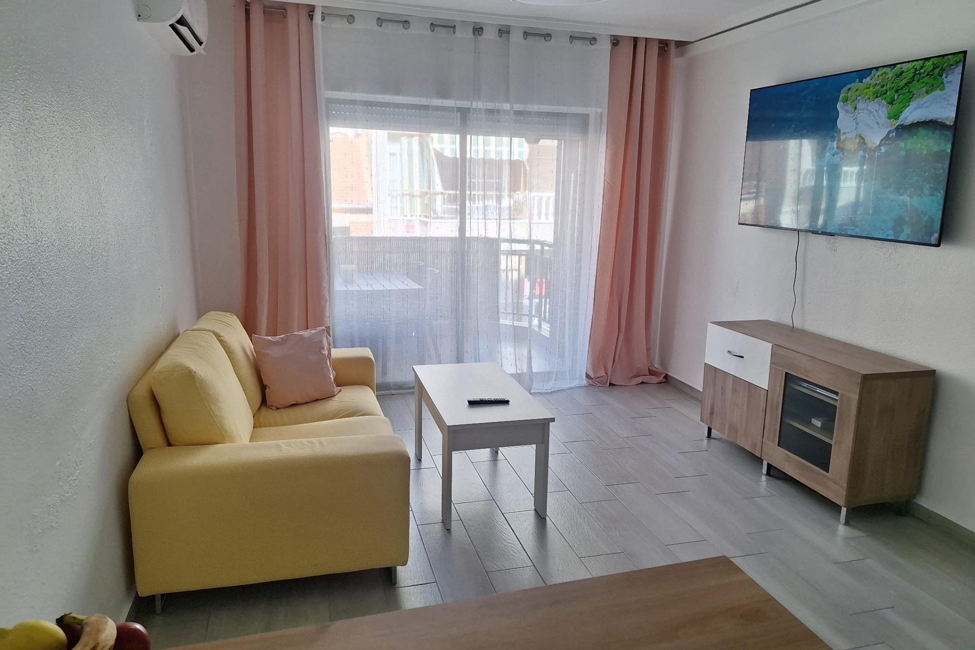 Resale - Apartment -
Torrevieja - Playa del Cura