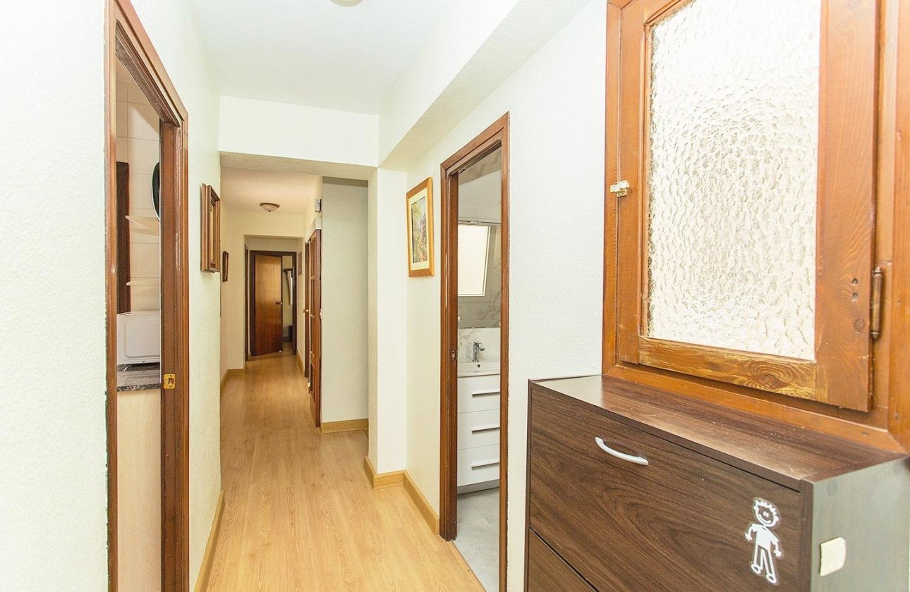 Resale - Apartment -
Torrevieja - Playa del Cura