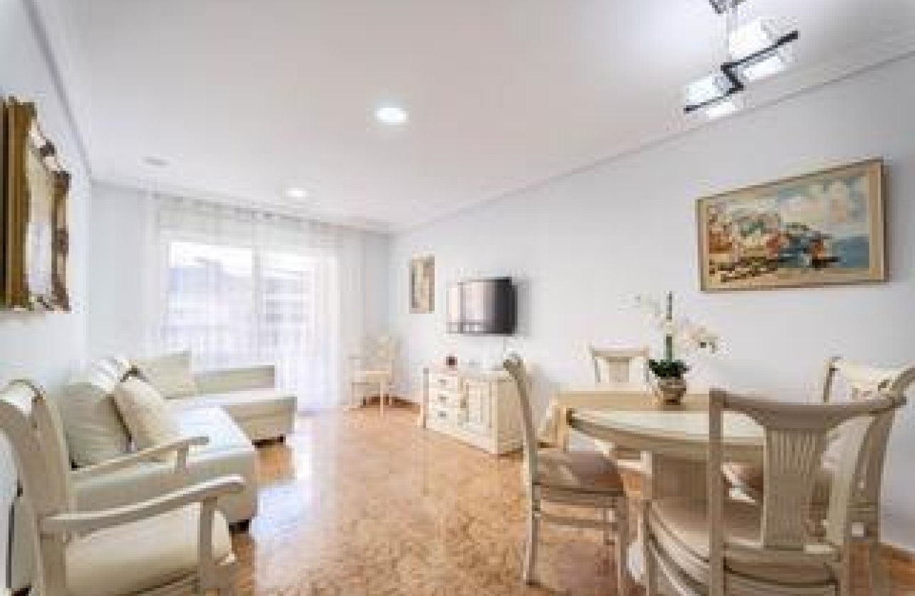 Resale - Apartment -
Torrevieja - Playa del Cura