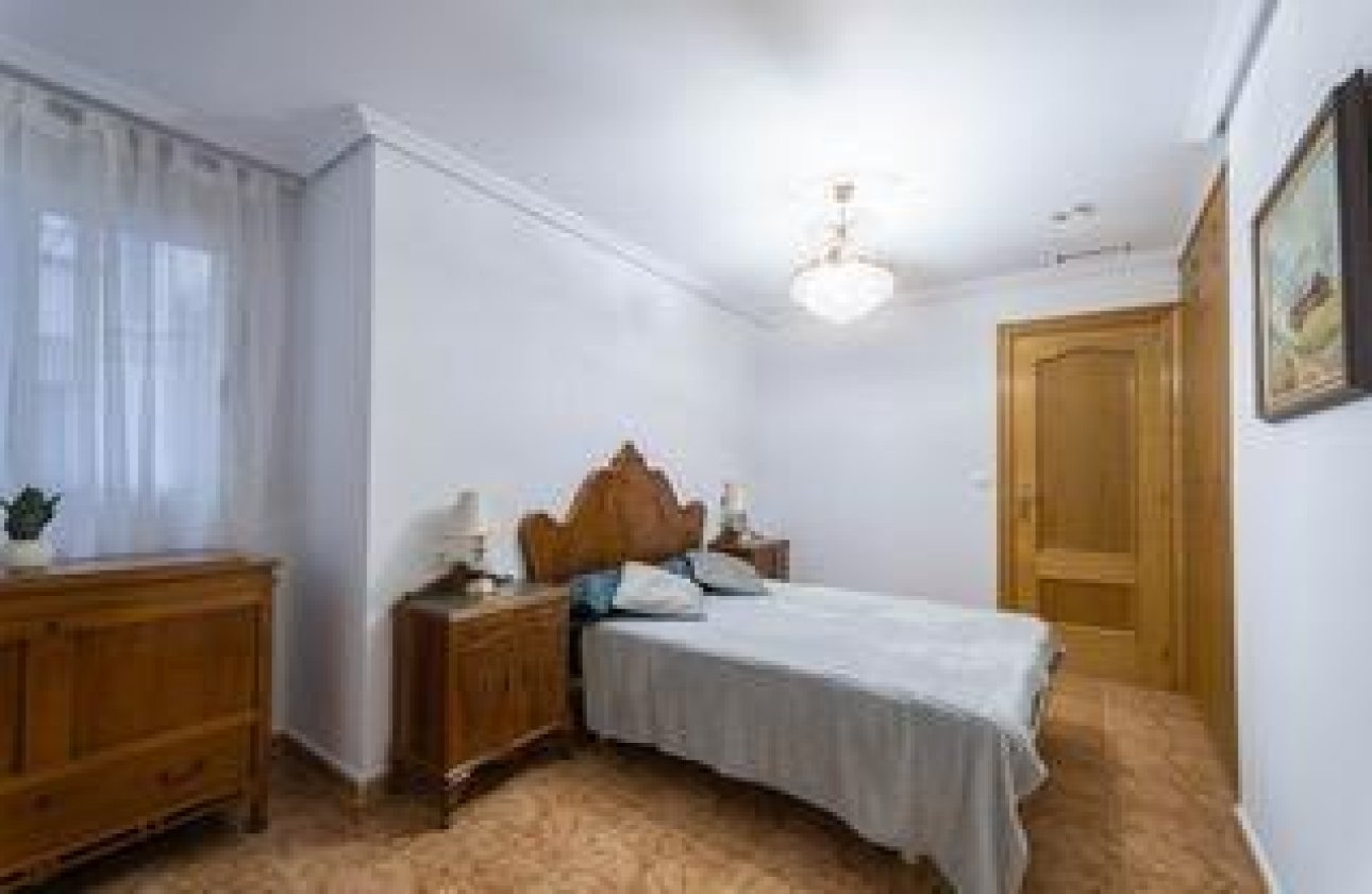 Resale - Apartment -
Torrevieja - Playa del Cura