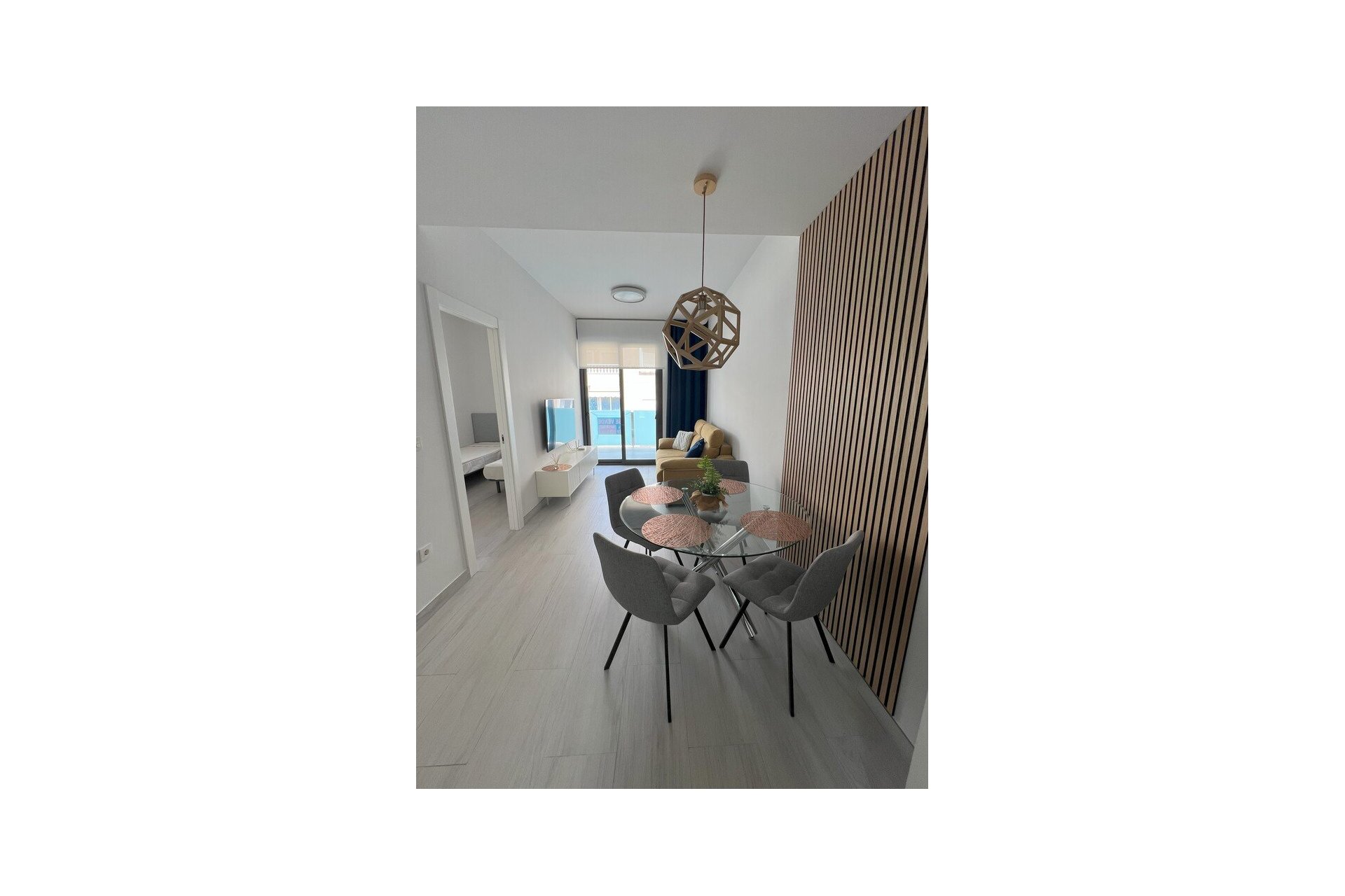 Resale - Apartment -
Torrevieja - Playa del Cura