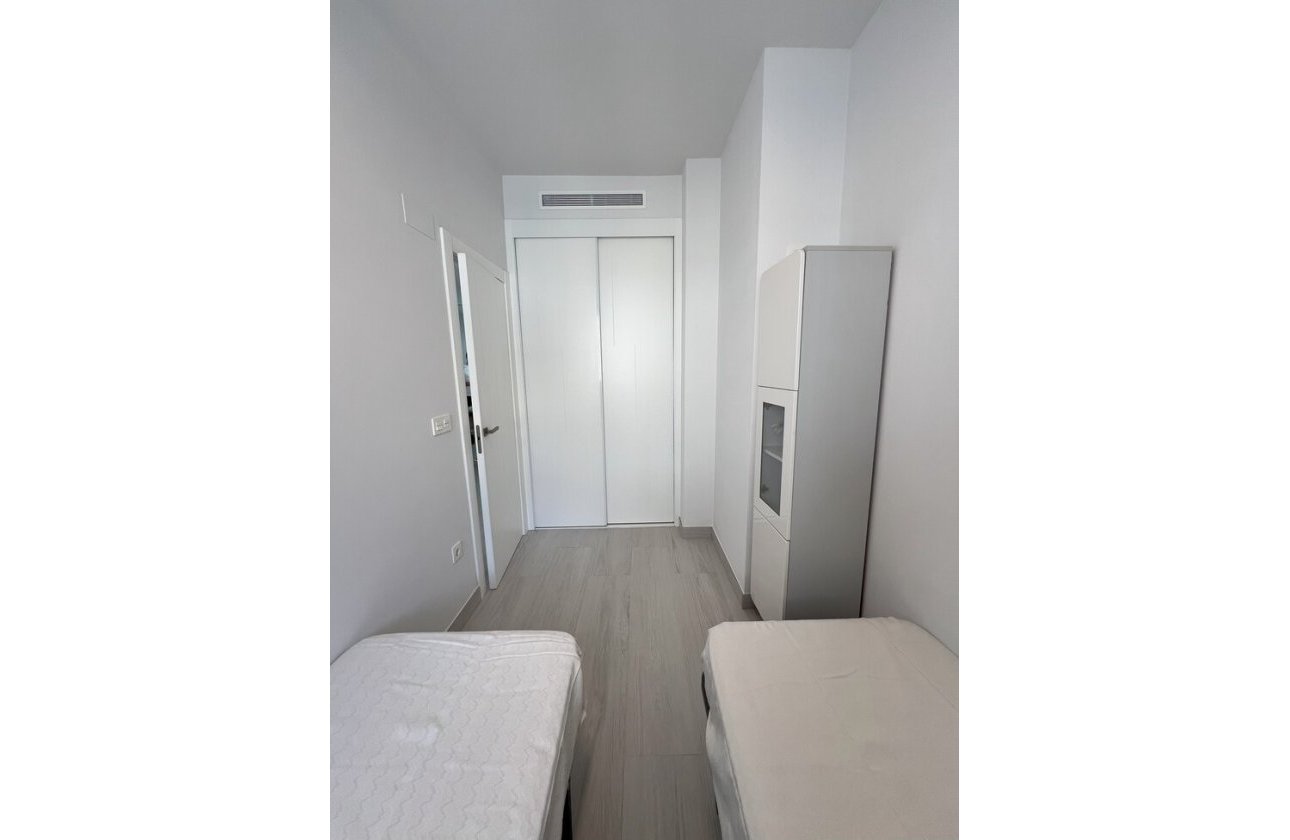 Resale - Apartment -
Torrevieja - Playa del Cura