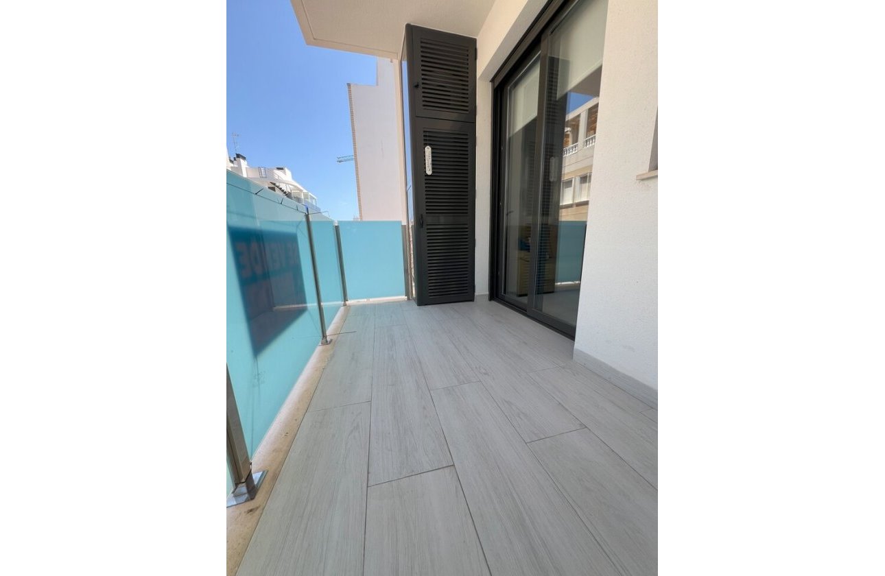 Resale - Apartment -
Torrevieja - Playa del Cura