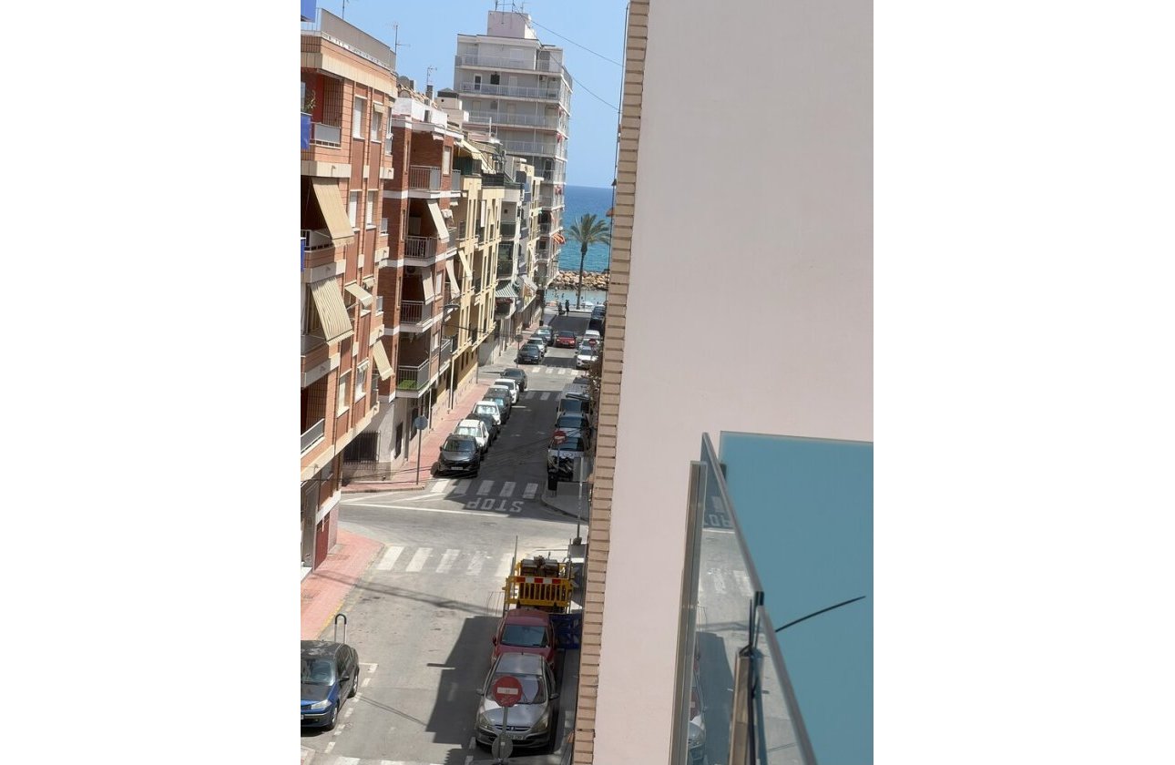 Resale - Apartment -
Torrevieja - Playa del Cura