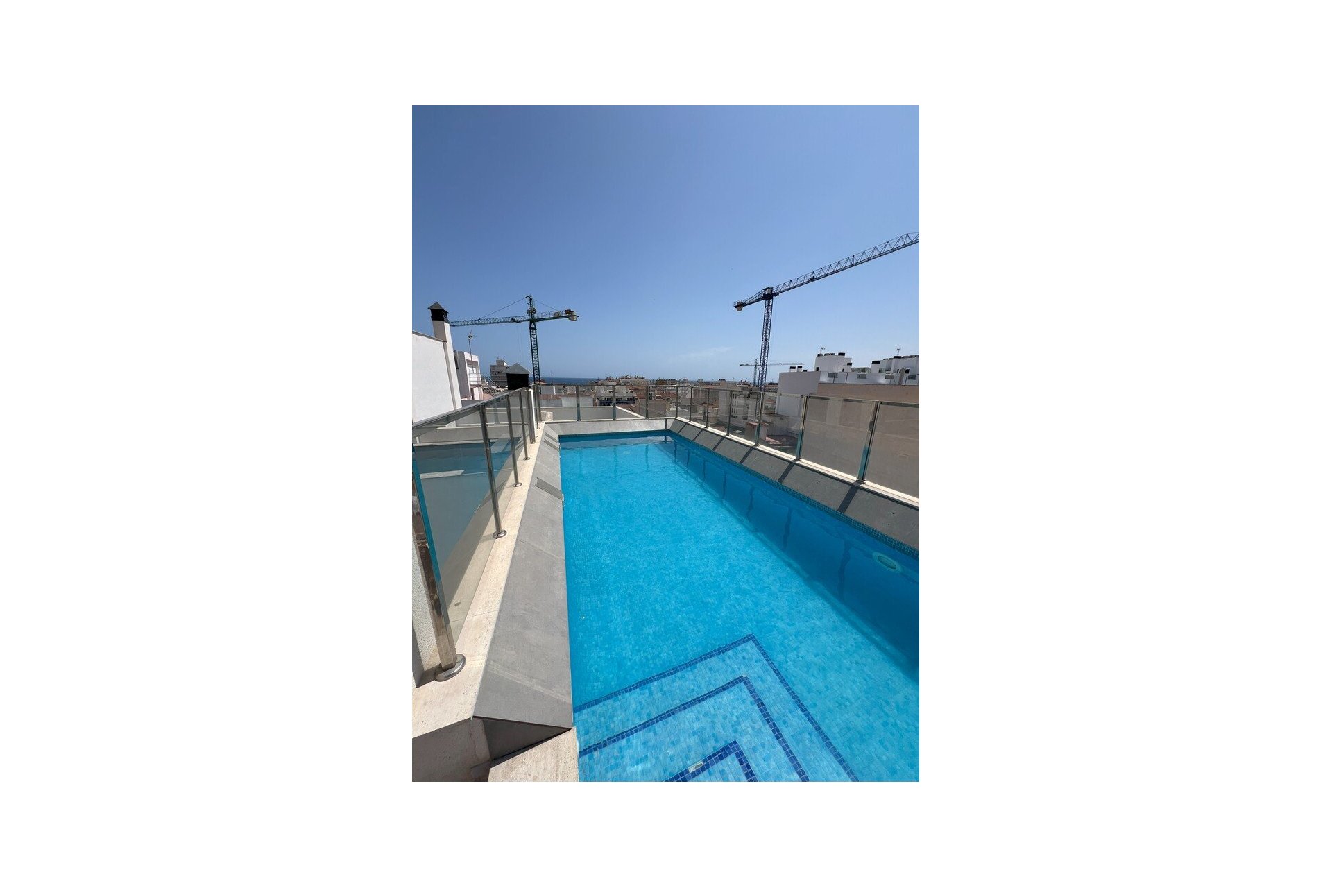 Resale - Apartment -
Torrevieja - Playa del Cura