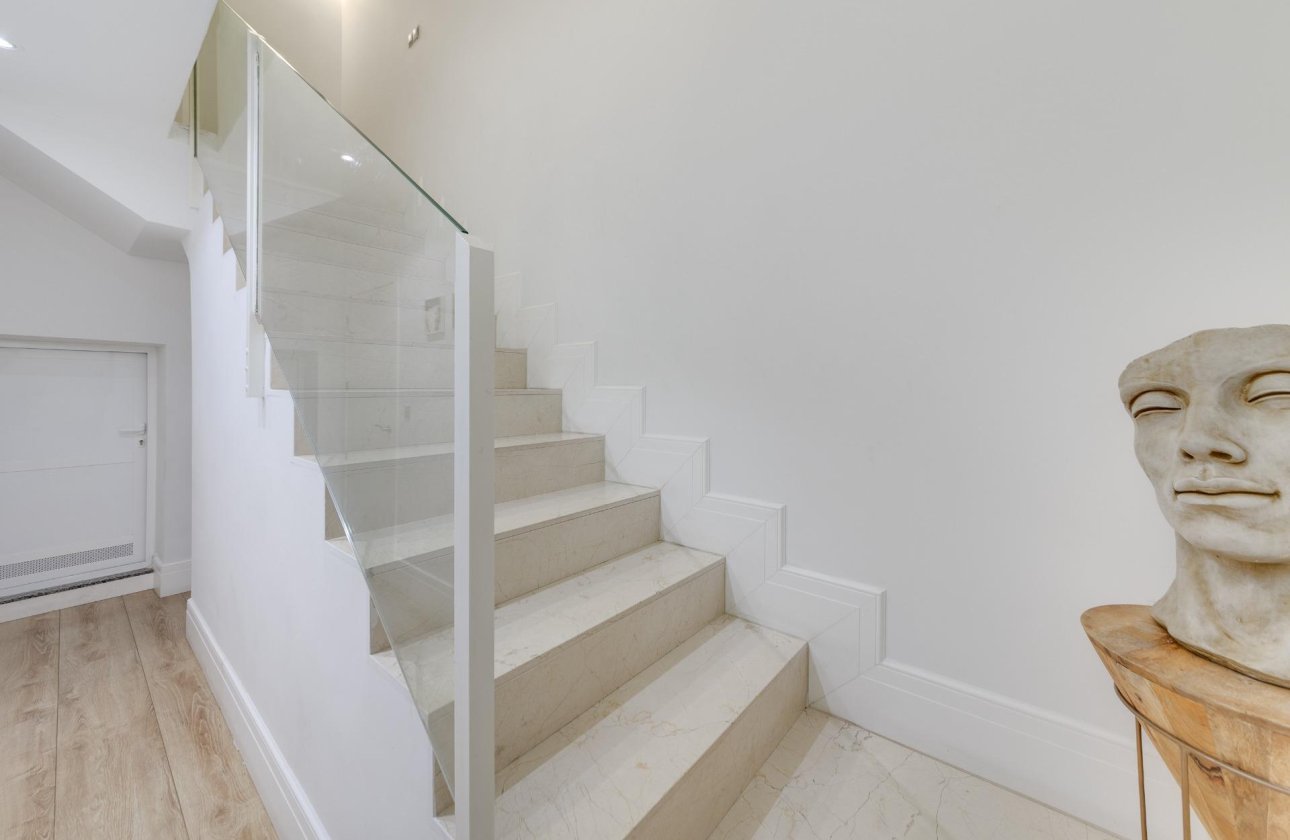 Resale - Apartment -
Torrevieja - Playa del Cura