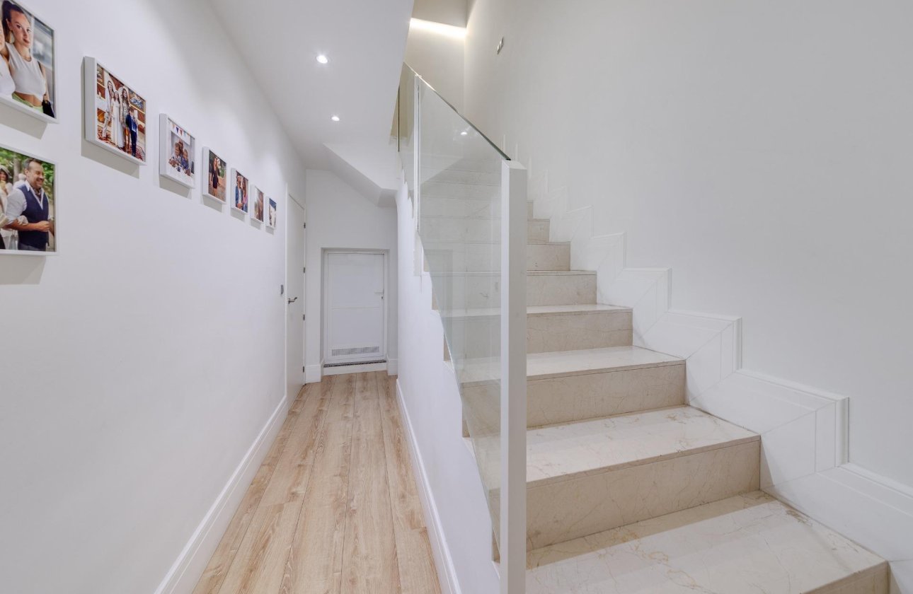 Resale - Apartment -
Torrevieja - Playa del Cura