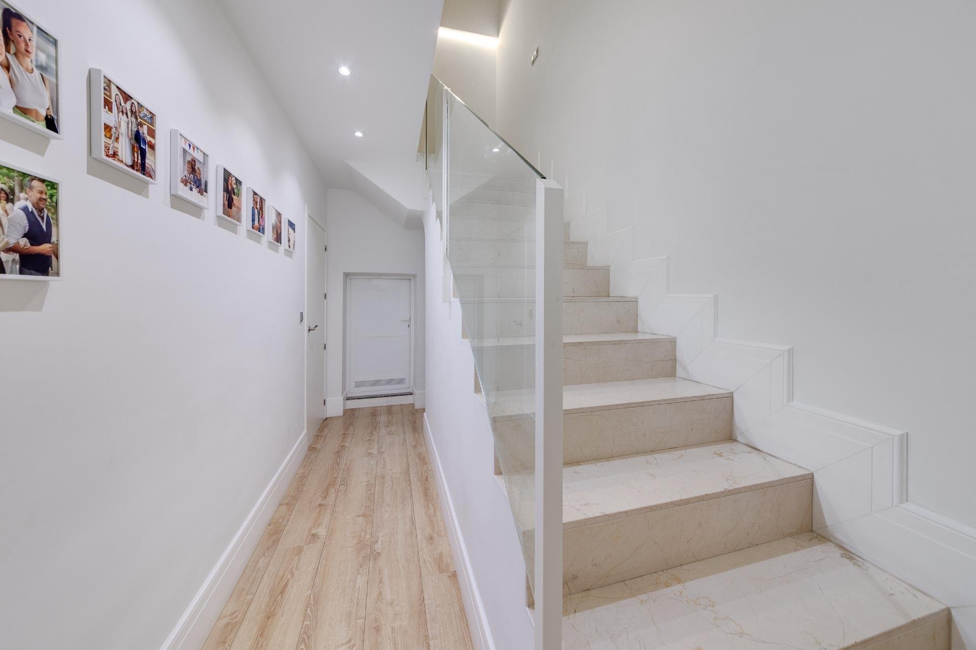 Resale - Apartment -
Torrevieja - Playa del Cura