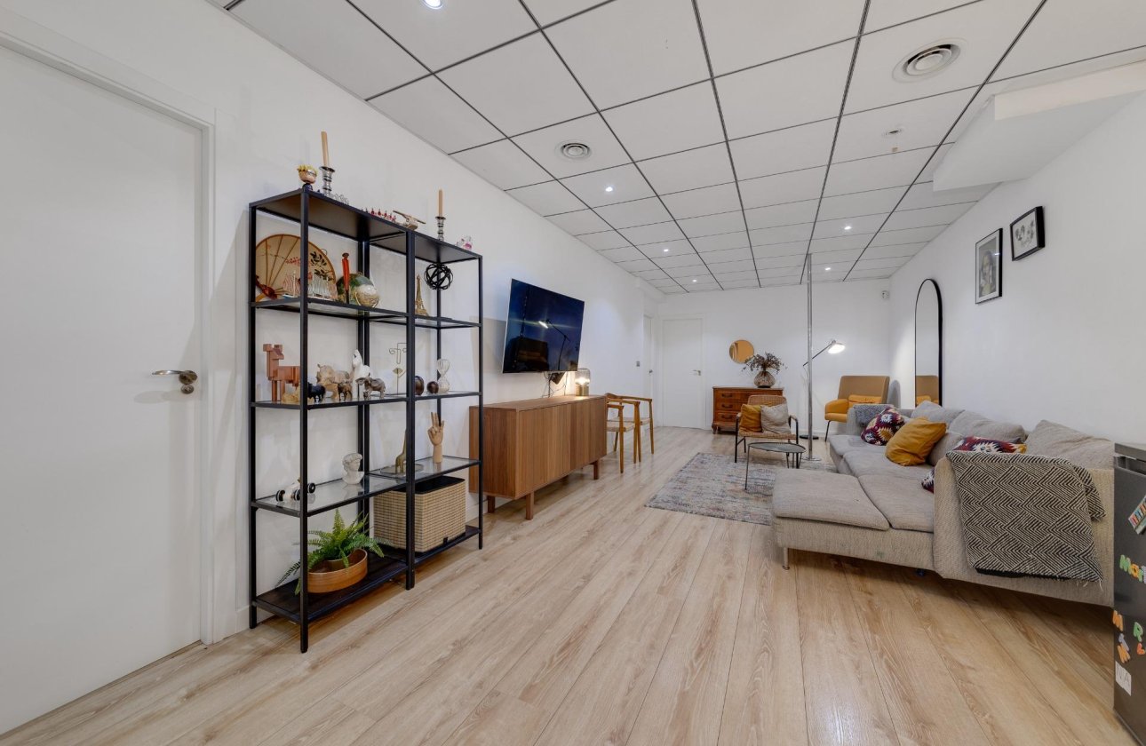 Resale - Apartment -
Torrevieja - Playa del Cura