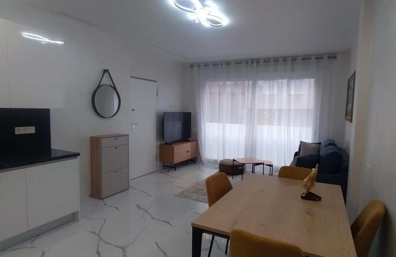 Resale - Apartment -
Torrevieja - Playa del Cura