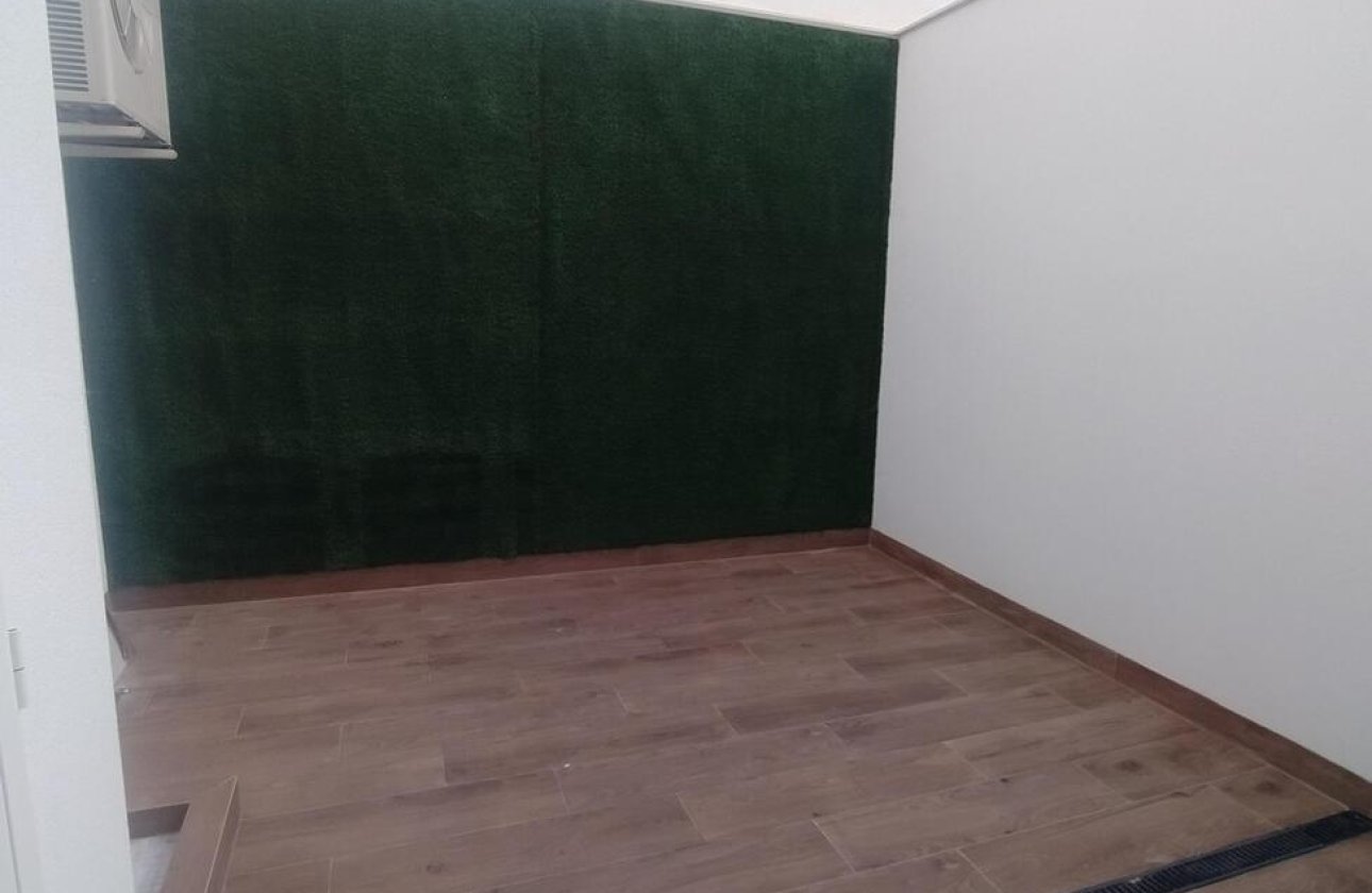 Resale - Apartment -
Torrevieja - Playa del Cura