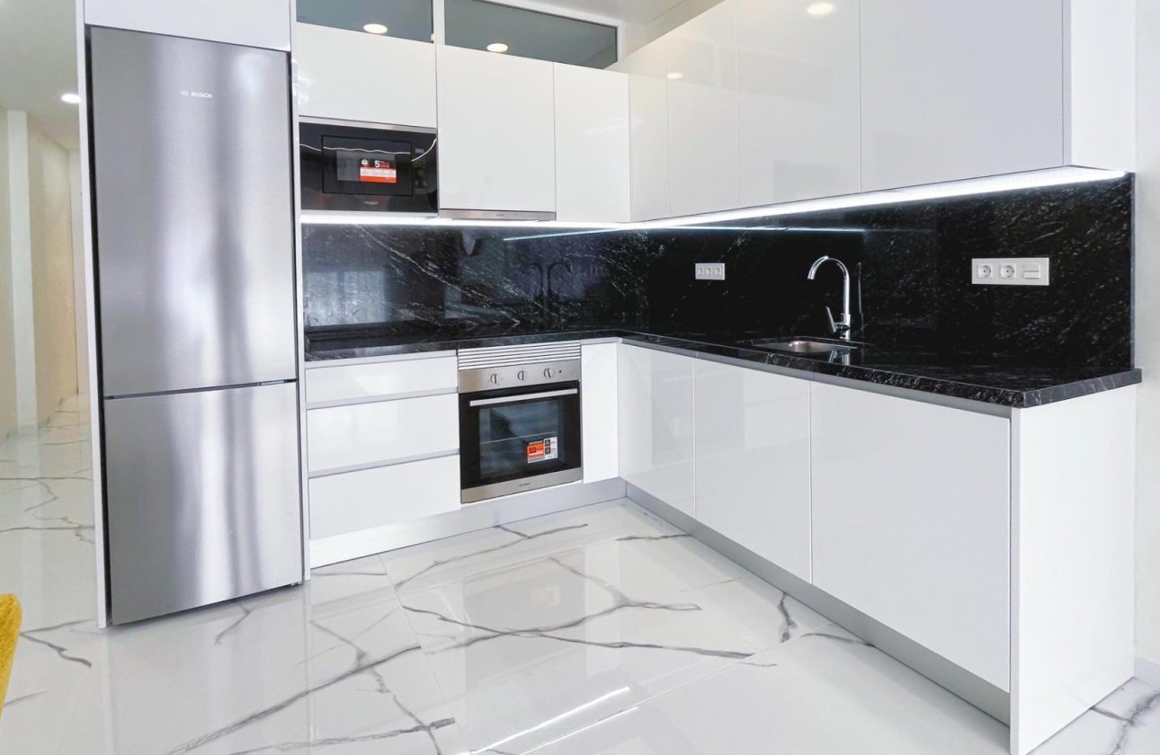 Resale - Apartment -
Torrevieja - Playa del Cura