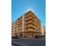 Resale - Apartment -
Torrevieja - Playa del Cura