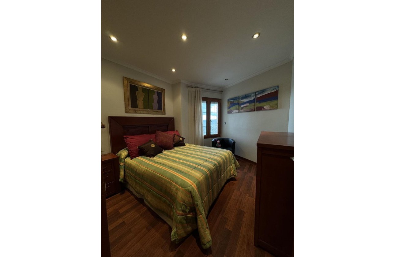 Resale - Apartment -
Torrevieja - Playa del Cura