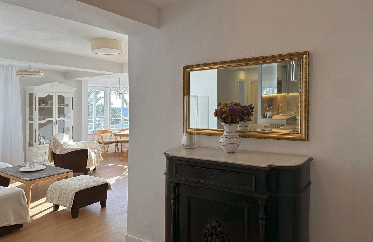 Resale - Apartment -
Torrevieja - Playa del Cura