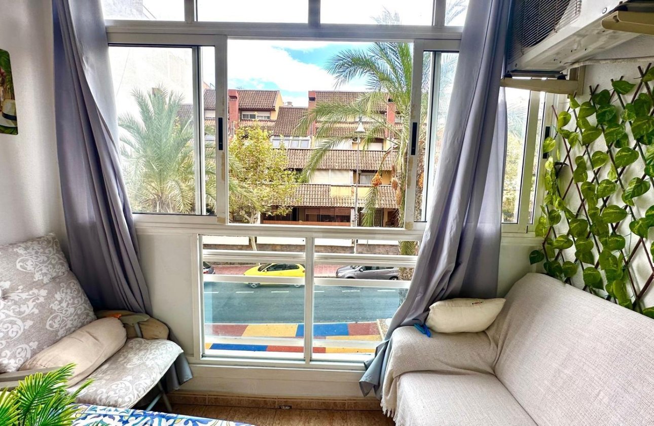 Resale - Apartment -
Torrevieja - Playa del Cura