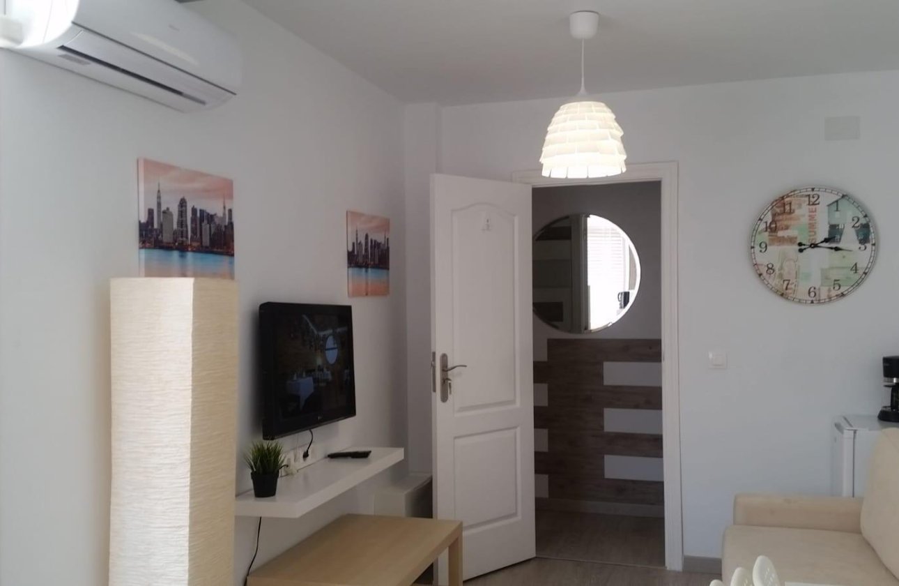 Resale - Apartment -
Torrevieja - Playa del Cura