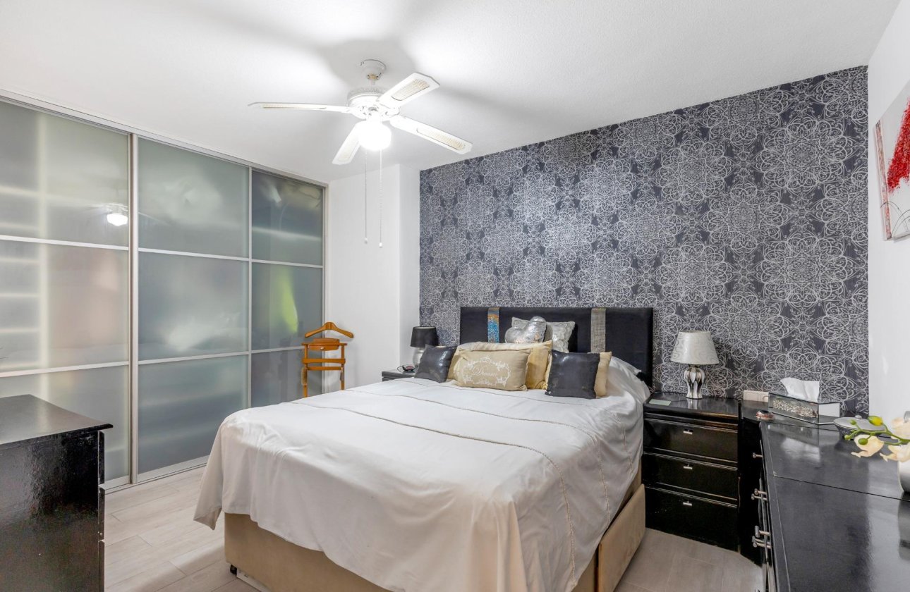 Resale - Apartment -
Torrevieja - Playa del Cura