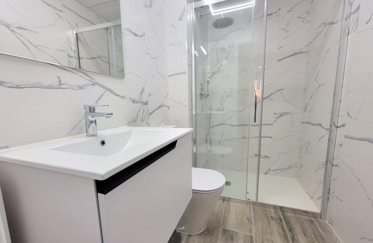 Resale - Apartment -
Torrevieja - Playa del Cura