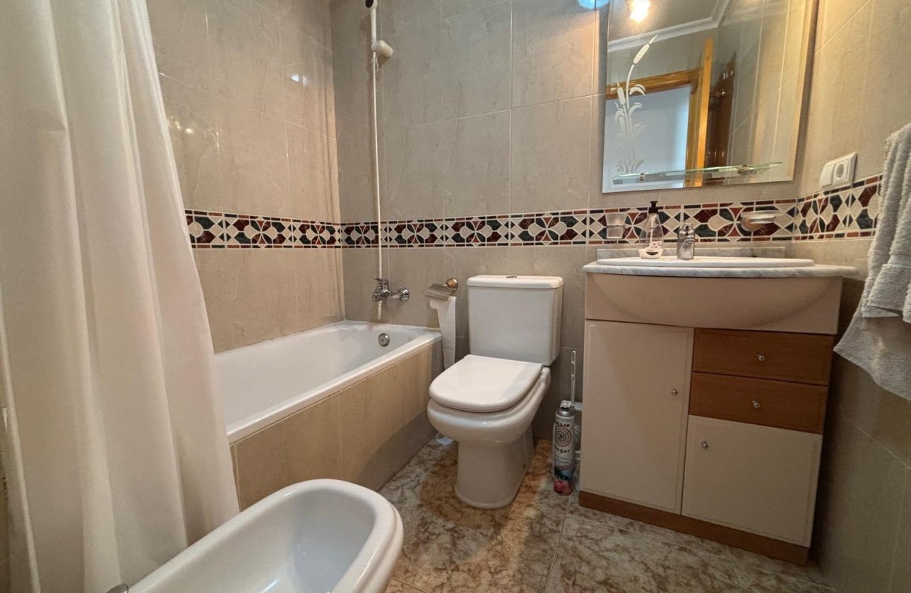 Resale - Apartment -
Torrevieja - Playa del Cura