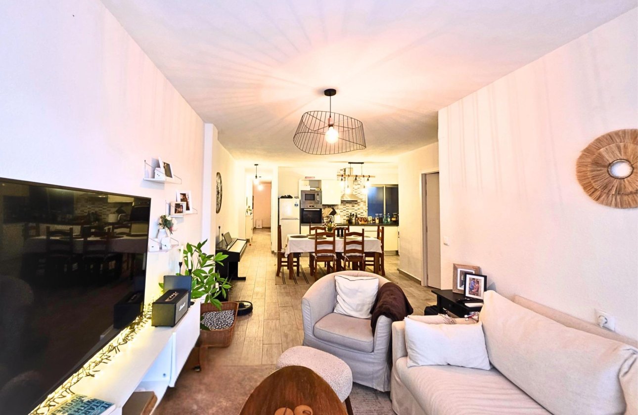 Resale - Apartment -
Torrevieja - Playa del Cura