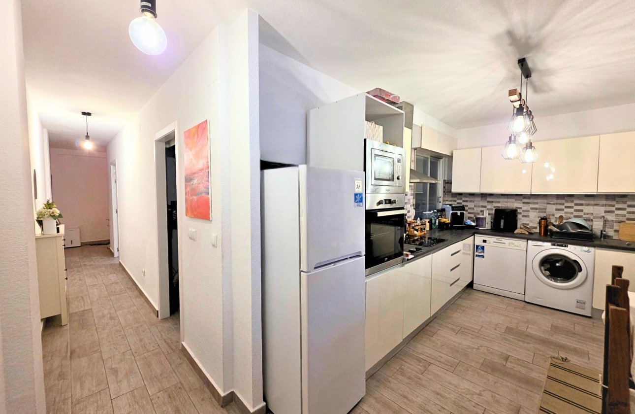 Resale - Apartment -
Torrevieja - Playa del Cura