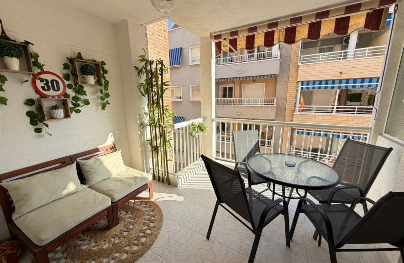 Resale - Apartment -
Torrevieja - Playa del Cura