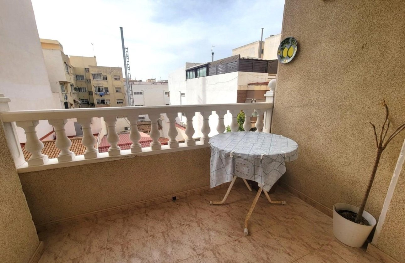 Resale - Apartment -
Torrevieja - Playa del Cura