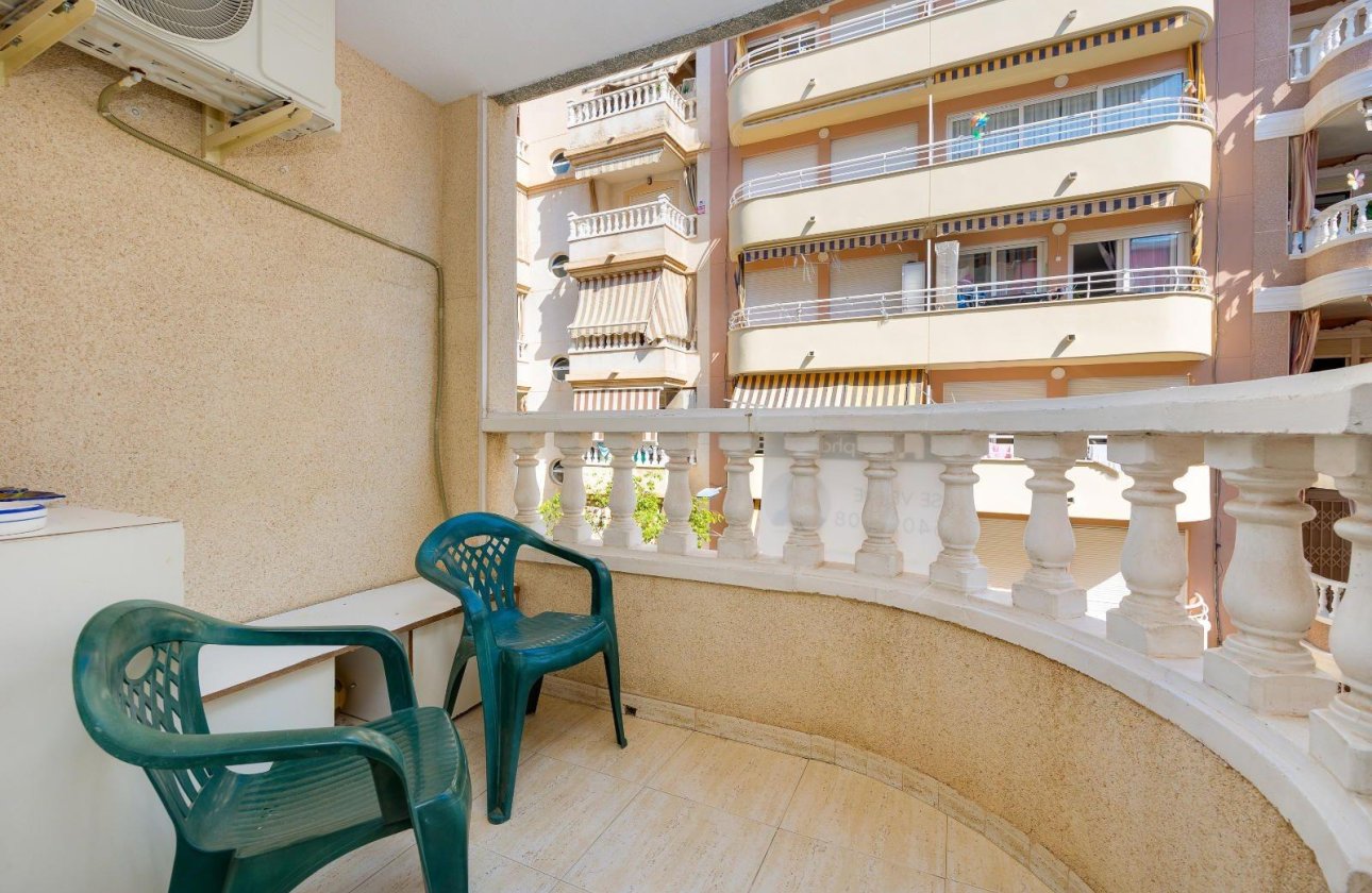 Resale - Apartment -
Torrevieja - Playa del Cura
