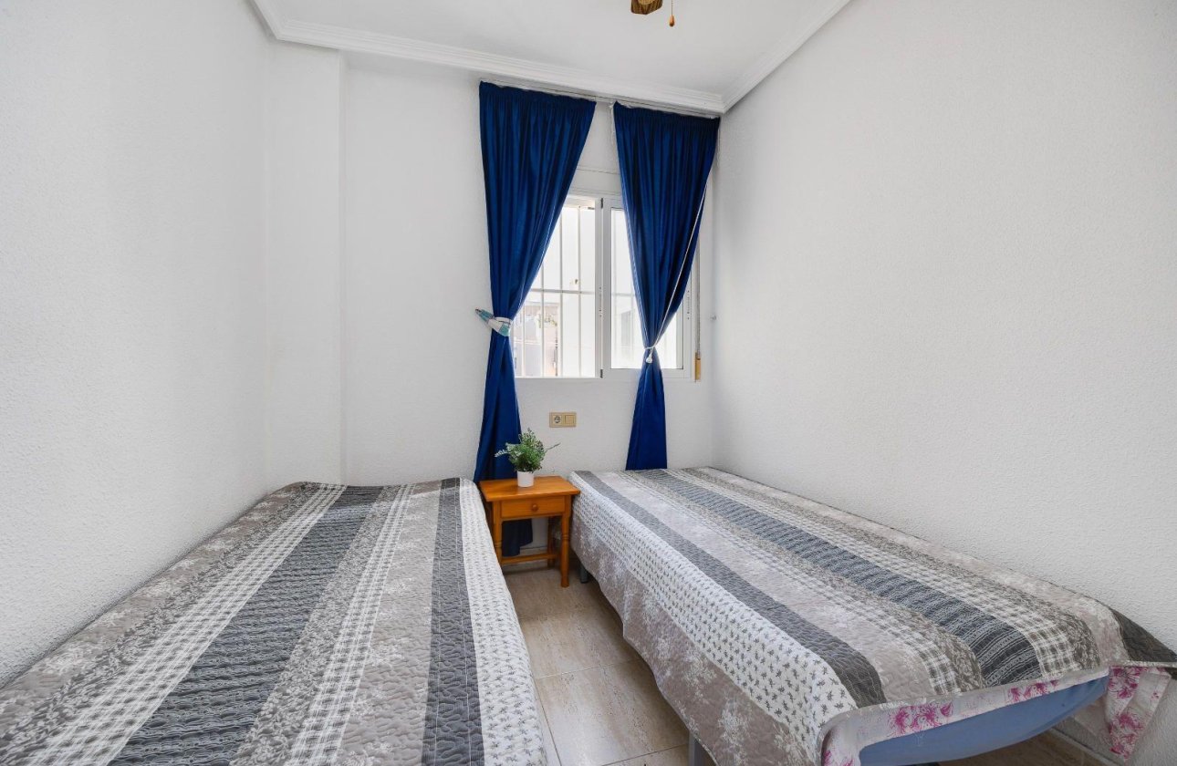 Resale - Apartment -
Torrevieja - Playa del Cura