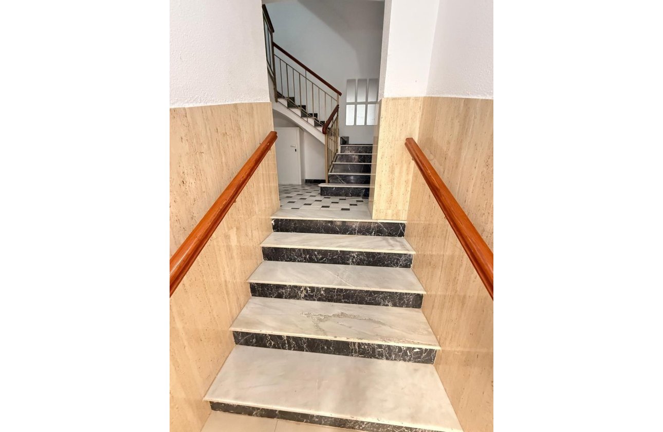 Resale - Apartment -
Torrevieja - Playa del Cura